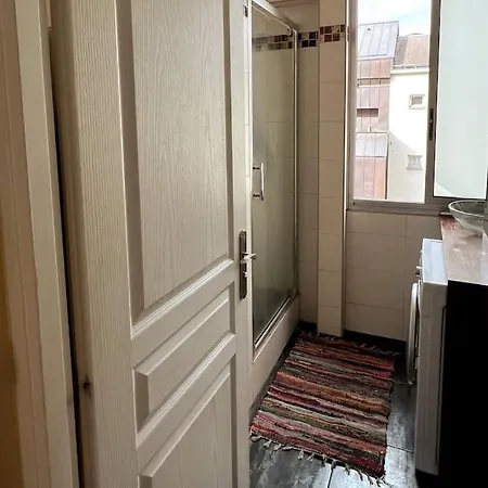 Flat In The 12th Arrondissement Appartamento *