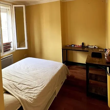 Flat In The 12th Arrondissement Appartamento *