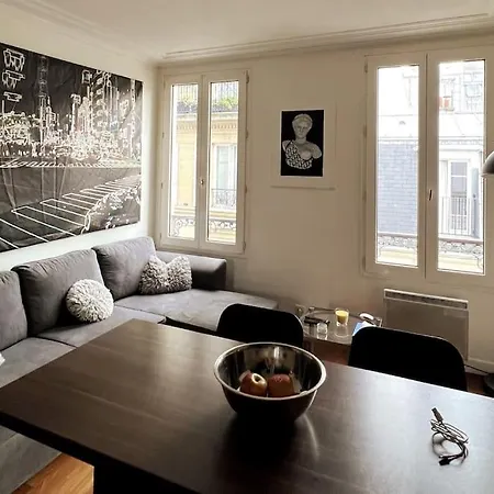 Flat In The 12th Arrondissement * Parigi